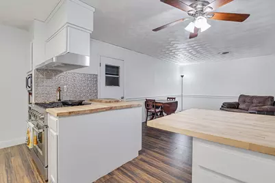 304 Sundown Court, Burleson, TX 76028 - Photo 7