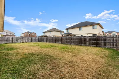 11233 Buzzard Gulch Drive, Waco, TX 76708 - Photo 7