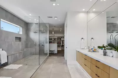 9733 Mixon Drive, Dallas, TX 75220 - Photo 13