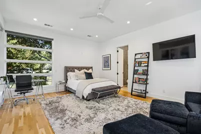 9733 Mixon Drive, Dallas, TX 75220 - Photo 17