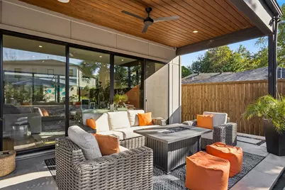 9733 Mixon Drive, Dallas, TX 75220 - Photo 31