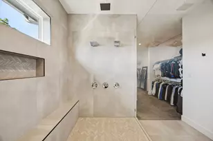 9733 Mixon Dr, Dallas, TX 75220 - Photo 15