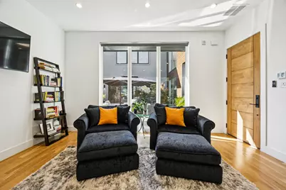 9733 Mixon Drive, Dallas, TX 75220 - Photo 25