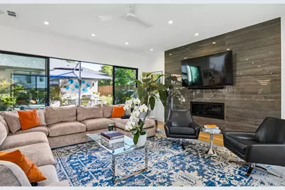 9733 Mixon Drive, Dallas, TX 75220 - Photo 11