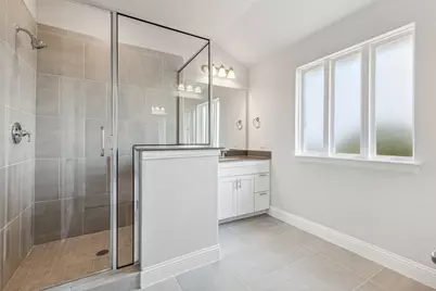 552 Hutchinson Lane, Lewisville, TX 75077 - Photo 9