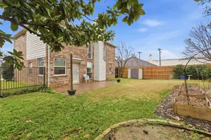 919 Waterford Way, Euless, TX 76039 - Photo 37