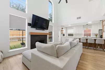 919 Waterford Way, Euless, TX 76039 - Photo 9