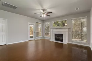 3306 Harbor Pointe Dr, Rowlett, TX 75088 - Photo 9