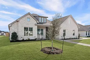 900 Day Star Dr, Hewitt, TX 76643 - Photo 3