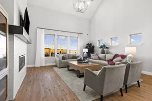 1439 Canadian Ln, Van Alstyne, TX 75495 - Photo 9