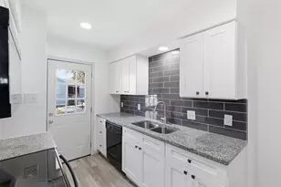 224 E Lk St, Sherman, TX 75090 - Photo 5