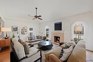 1929 Forest Park Blvd, Fort Worth, TX 76110 - Photo 5