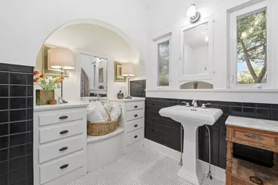 1929 Forest Park Boulevard, Fort Worth, TX 76110 - Photo 17