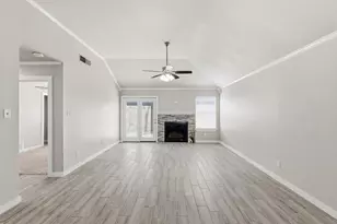 4836 Thistledown Dr, Fort Worth, TX 76137 - Photo 5