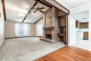 3322 Castle Rock Ln, Garland, TX 75044 - Photo 3