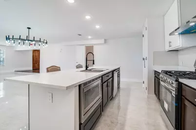 610 Tyler Street, Ennis, TX 75119 - Photo 9