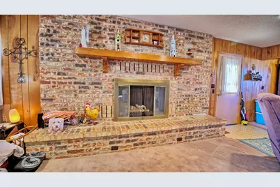 200 Louise Street, Nocona, TX 76255 - Photo 9