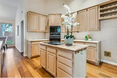 14660 Bentwater Court, Addison, TX 75001 - Photo 11