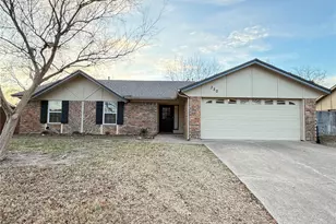 320 Gloria St, Keller, TX 76248 - Photo 1