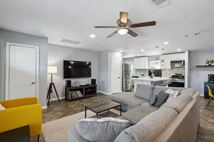 2630 Springvale Dr, Farmers Branch, TX 75234 - Photo 5