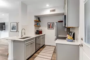 10750 Park Village Pl, Dallas, TX 75230 - Photo 7