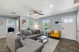 2630 Springvale Dr, Farmers Branch, TX 75234 - Photo 3