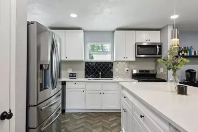 2630 Springvale Drive, Farmers Branch, TX 75234 - Photo 9