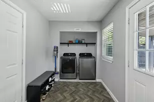 2630 Springvale Dr, Farmers Branch, TX 75234 - Photo 9