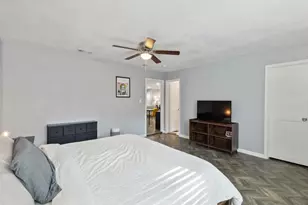 2630 Springvale Dr, Farmers Branch, TX 75234 - Photo 13