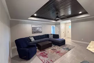 5416 Belaire Cir, Granbury, TX 76048 - Photo 11