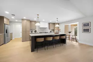 3939 Courtshire Dr, Dallas, TX 75229 - Photo 13