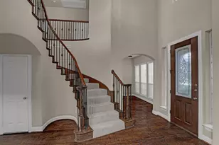 1702 Tulare, Allen, TX 75002 - Photo 3