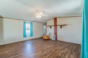 281 Belknap Cir, Newcastle, TX 76372 - Photo 5