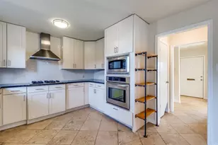 14351 Haymeadow Dr, Dallas, TX 75254 - Photo 11