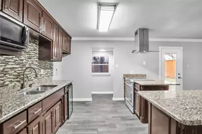 220 Blair Lane, Arlington, TX 76014 - Photo 13