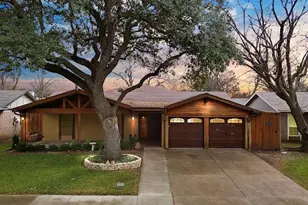 220 Blair Ln, Arlington, TX 76014 - Photo 1