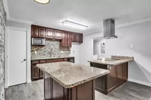 220 Blair Ln, Arlington, TX 76014 - Photo 9