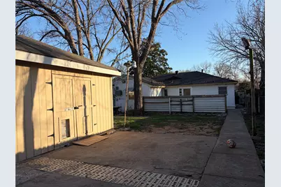 3013 Emmett Street, Dallas, TX 75211 - Photo 23