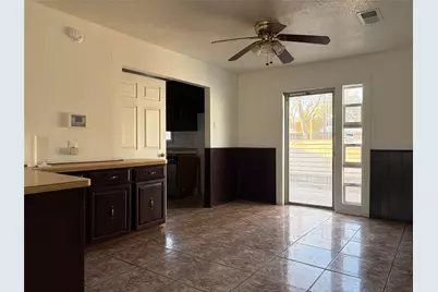 3013 Emmett Street, Dallas, TX 75211 - Photo 5