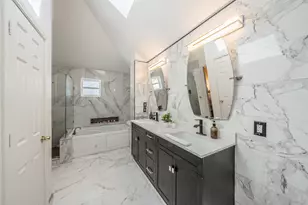 1349 Jeanette Way, Carrollton, TX 75006 - Photo 11