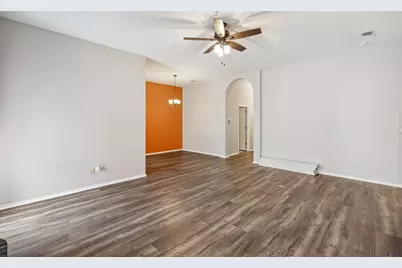 6406 Scotsbluff Court, Arlington, TX 76001 - Photo 5