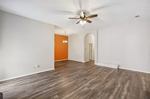 6406 Scotsbluff Ct, Arlington, TX 76001 - Photo 5