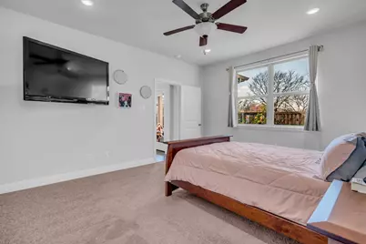 912 Crockett Street, Aubrey, TX 76227 - Photo 17