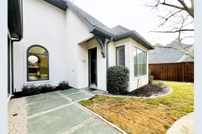 14749 Celestial Place, Addison, TX 75254 - Photo 37