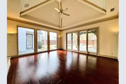 14749 Celestial Place, Addison, TX 75254 - Photo 11