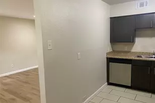 4618 Reiger Ave, Dallas, TX 75246 - Photo 5