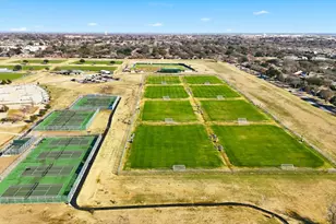 13031 Burninglog Ln, Dallas, TX 75243 - Photo 31