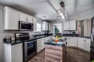 8523 Angus Dr, Justin, TX 76247 - Photo 11