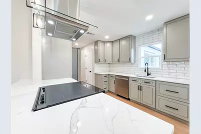 2602 Bennington Court, Grand Prairie, TX 75052 - Photo 9