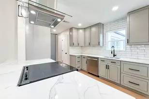 2602 Bennington Ct, Grand Prairie, TX 75052 - Photo 9